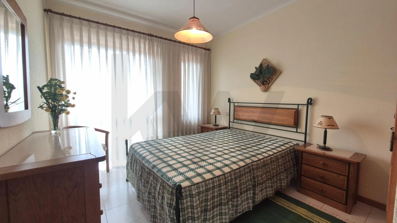 Apartamento T3 para Arrendamento em Mindelo Foto 11