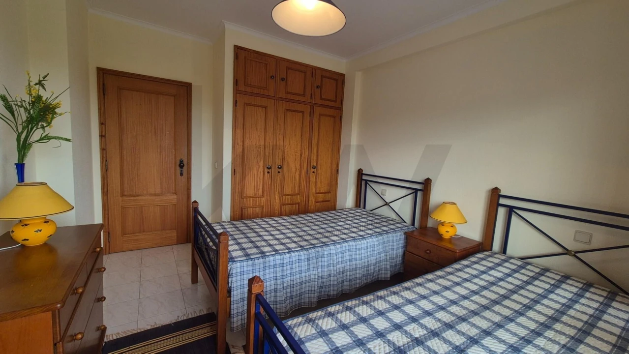 Apartamento T3 para Arrendamento em Mindelo Foto 14