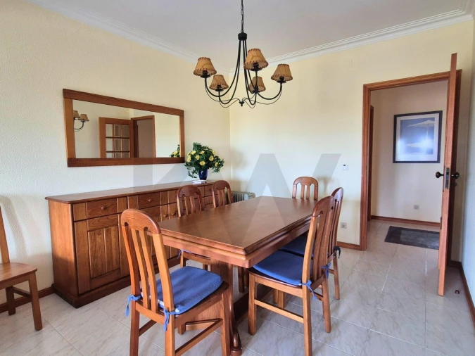 Apartamento T3 para Arrendamento em Mindelo Foto 5