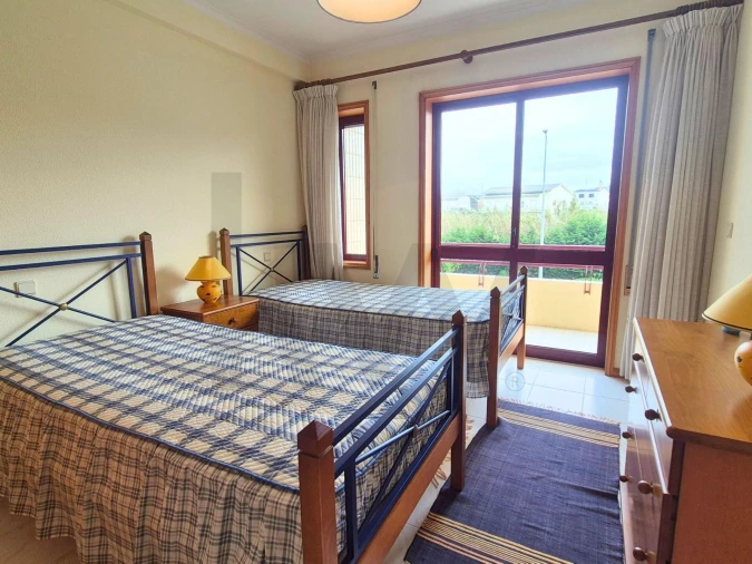 Apartamento T3 para Arrendamento em Mindelo Foto 16