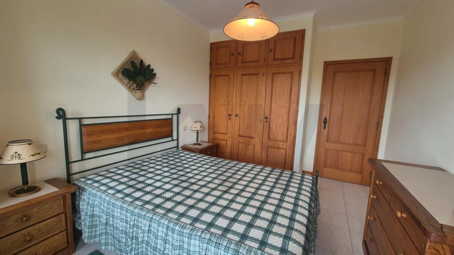 Apartamento T3 para Arrendamento em Mindelo Foto 12