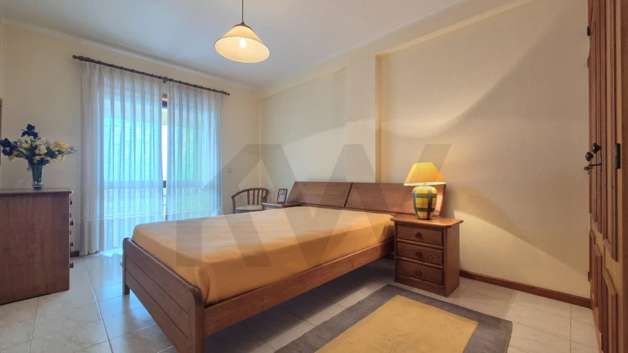 Apartamento T3 para Arrendamento em Mindelo Foto 9