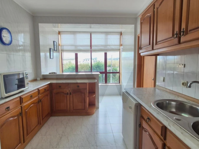 Apartamento T3 para Arrendamento em Mindelo Foto 7