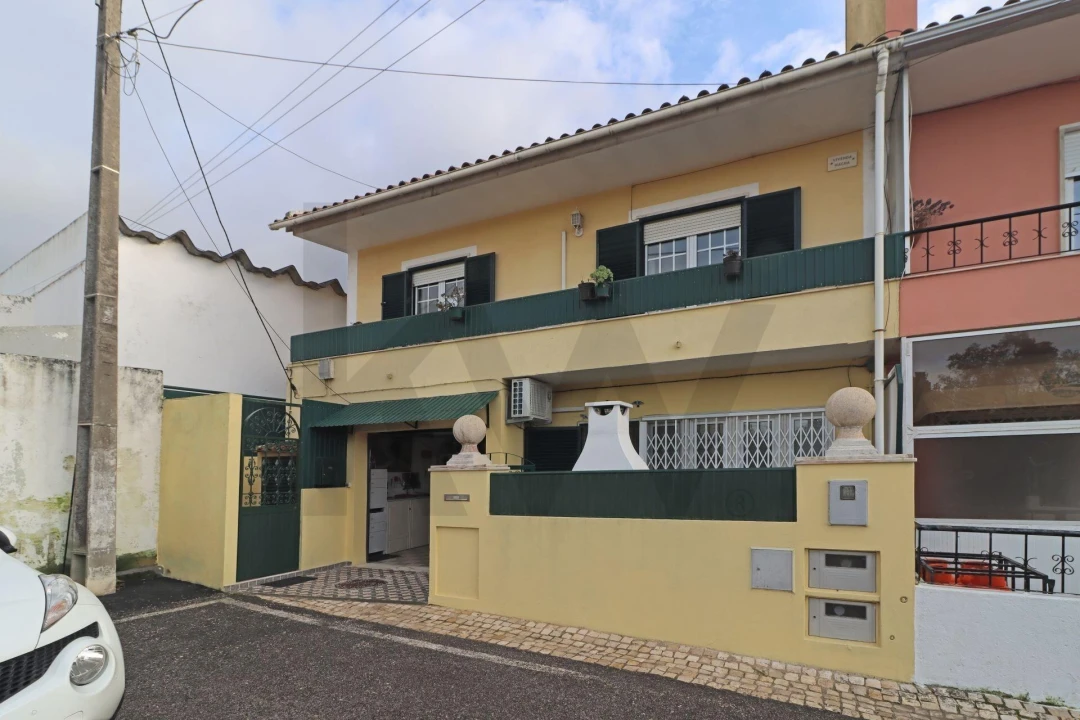 Apartamento para Venda em Rio de Mouro Foto 24