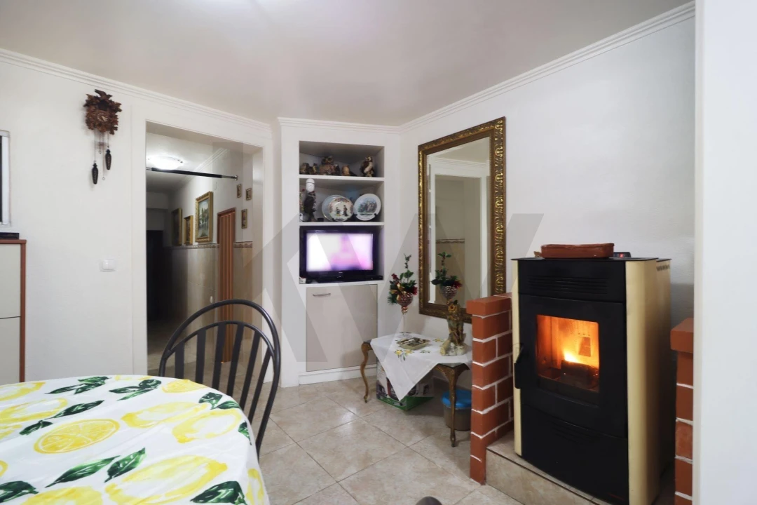 Apartamento para Venda em Rio de Mouro Foto 13