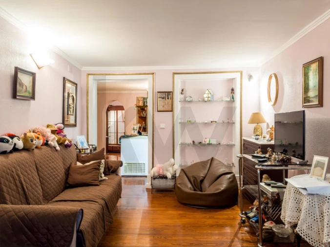 Apartamento T2 para Venda em Santa Maria Maior Foto 2