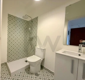 Apartamento T1 para Arrendamento em Campo de Ourique