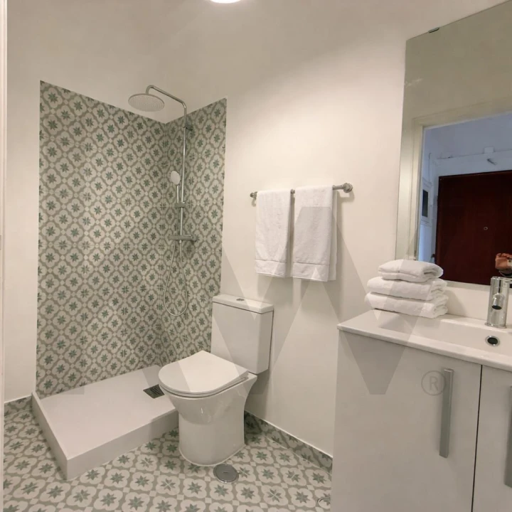 Apartamento T1 para Arrendamento em Campo de Ourique Foto 10
