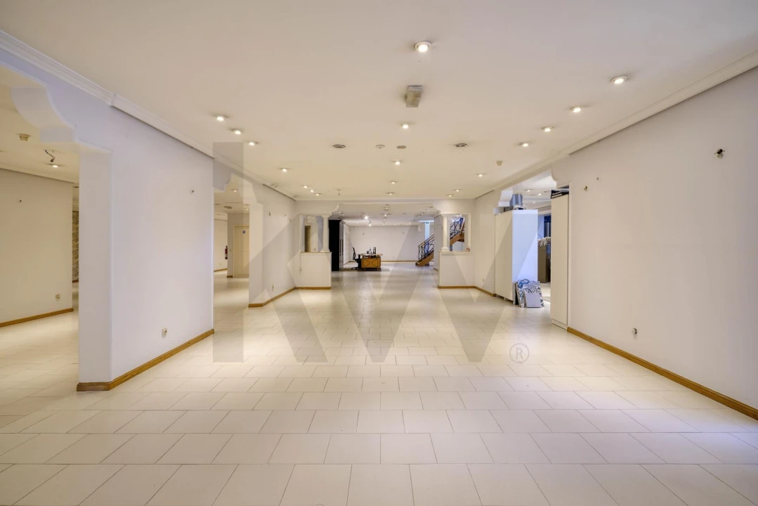 Loja para Arrendamento em Cascais e Estoril Foto 10