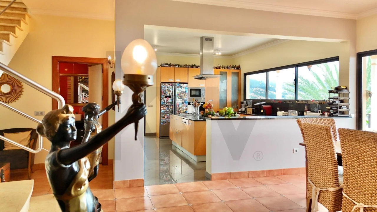 Moradia T4 para Venda em Santo Antonio Foto 41