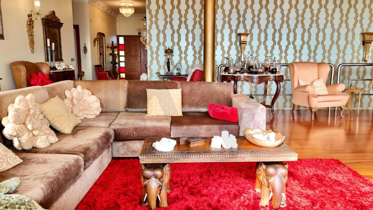 Moradia T4 para Venda em Santo Antonio Foto 28