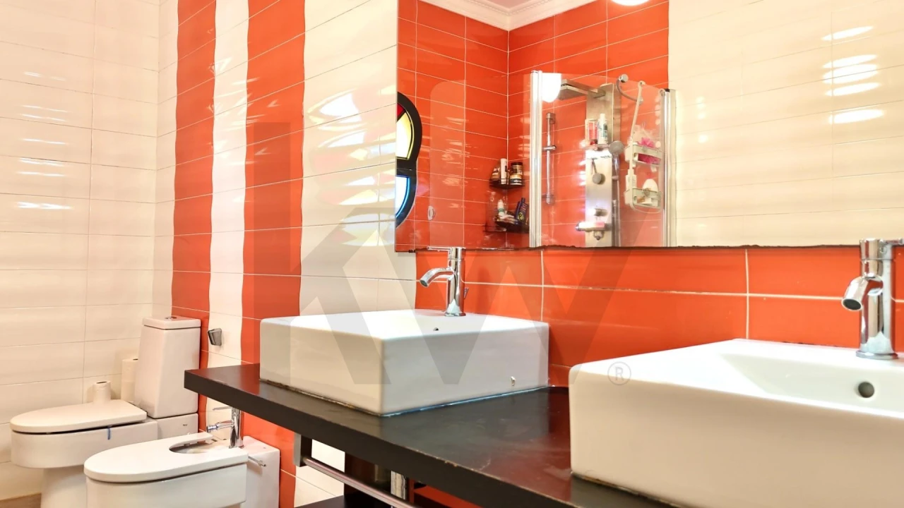 Moradia T4 para Venda em Santo Antonio Foto 18