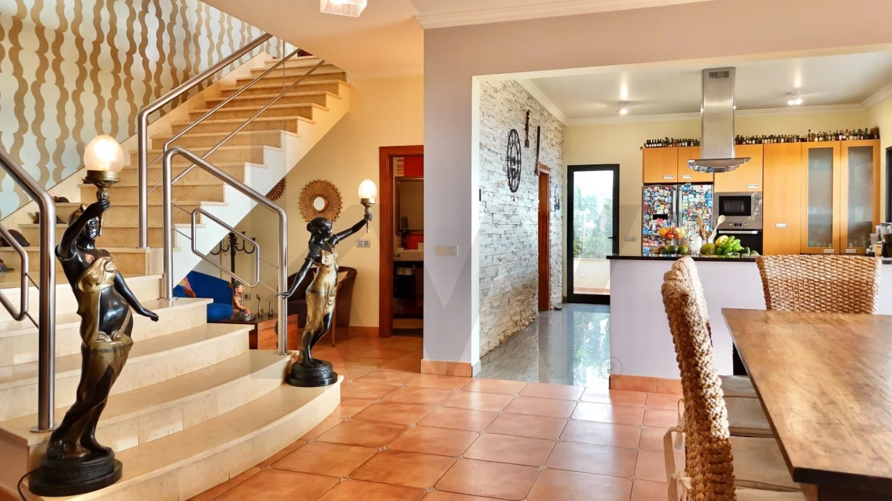 Moradia T4 para Venda em Santo Antonio Foto 35