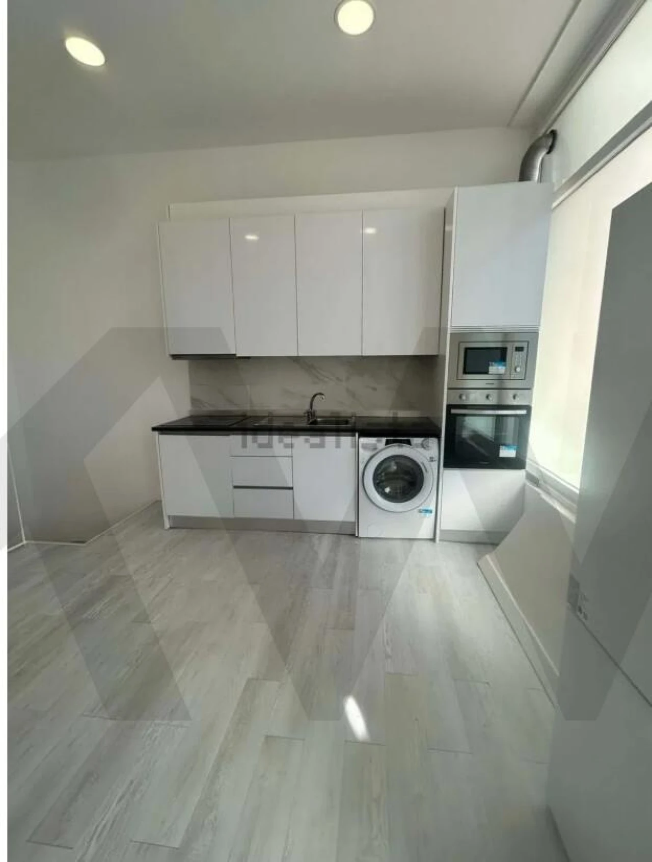 Loja para Venda em Laranjeiro e Feijó Foto 1