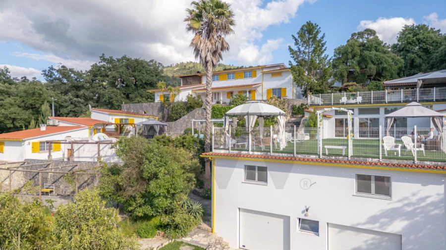 Quinta T5 para Venda em Tapeus Foto 5