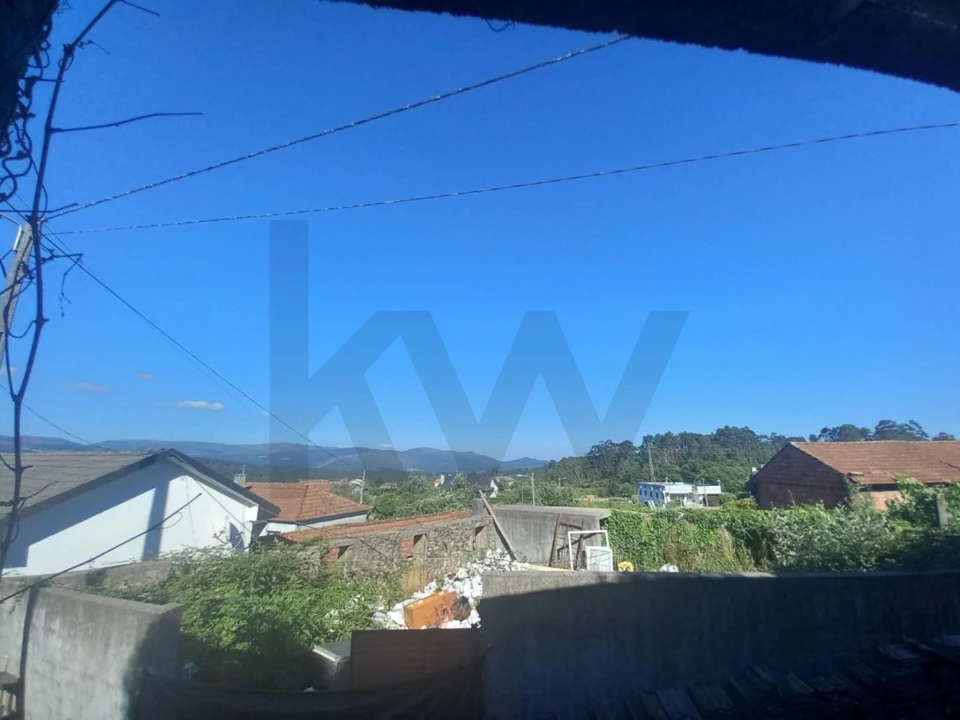 Moradia T3 para Venda em Arões Foto 11