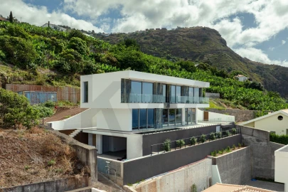 Moradia T3 para Venda em Arco da Calheta