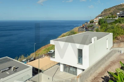 Moradia T3 para Venda em Arco da Calheta