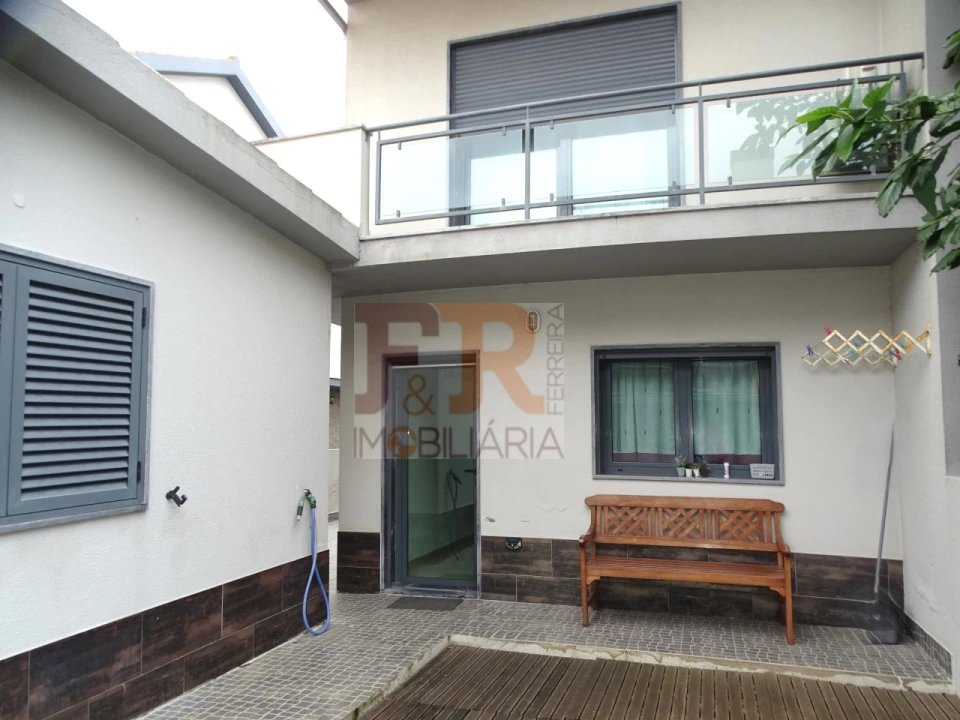 Moradia T3 para Venda em Quinta do Conde Foto 7