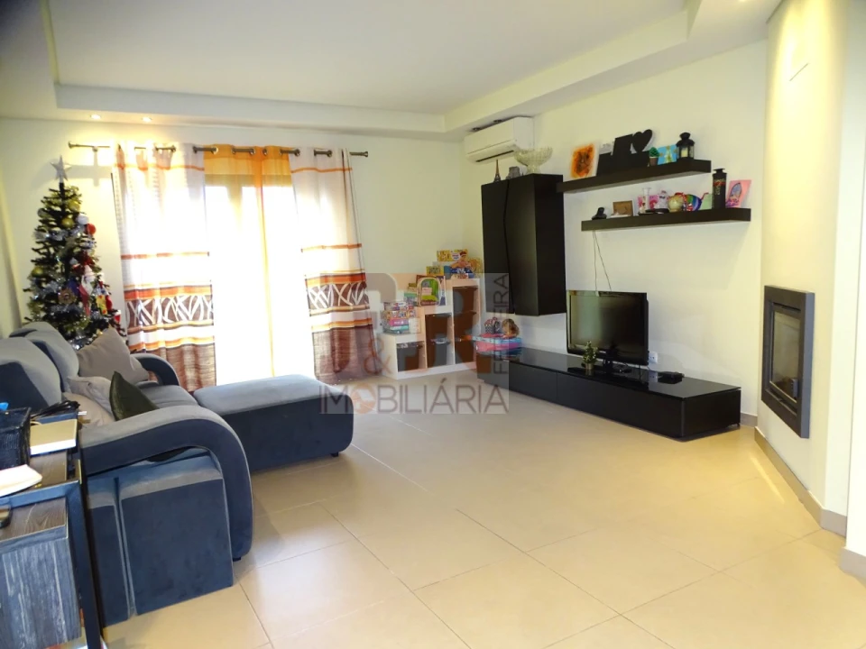 Moradia T3 para Venda em Quinta do Conde Foto 17