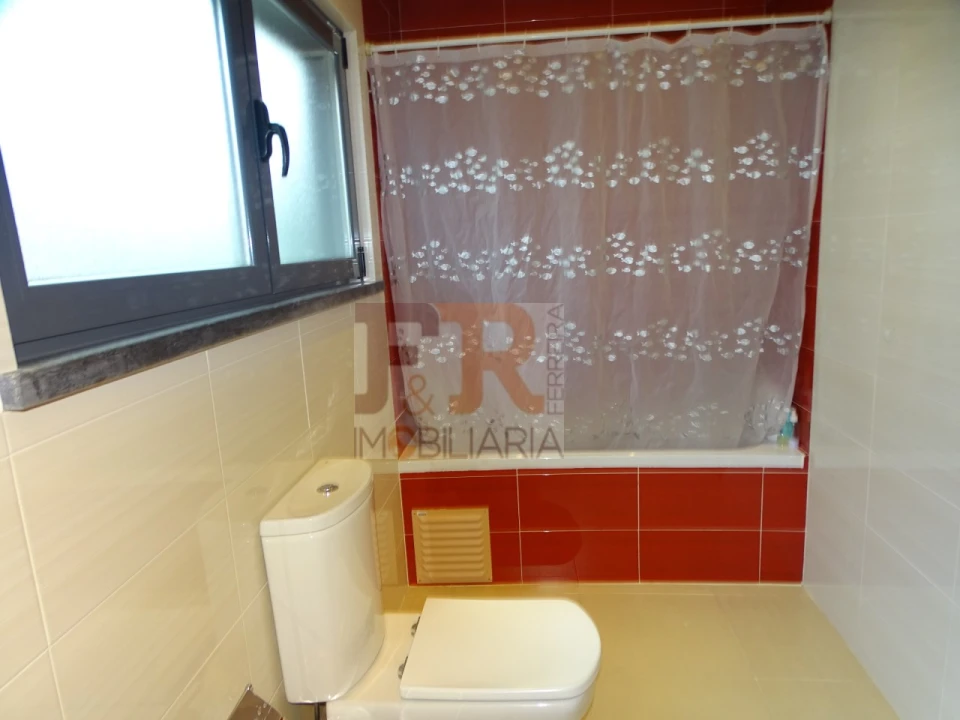 Moradia T3 para Venda em Quinta do Conde Foto 27