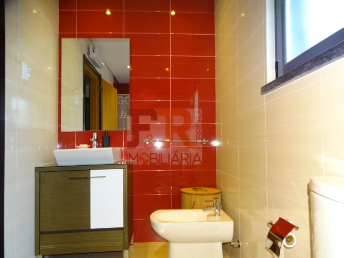 Moradia T3 para Venda em Quinta do Conde Foto 26