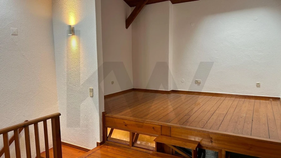 Moradia T1 para Arrendamento em Estrela Foto 21