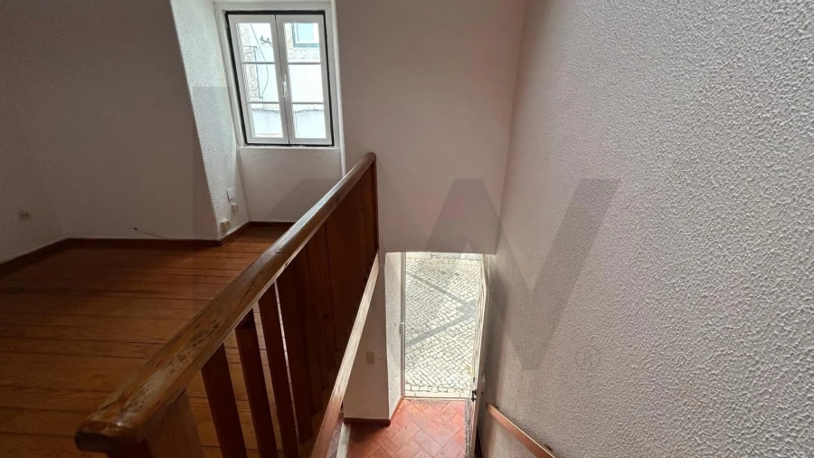 Moradia T1 para Arrendamento em Estrela Foto 27