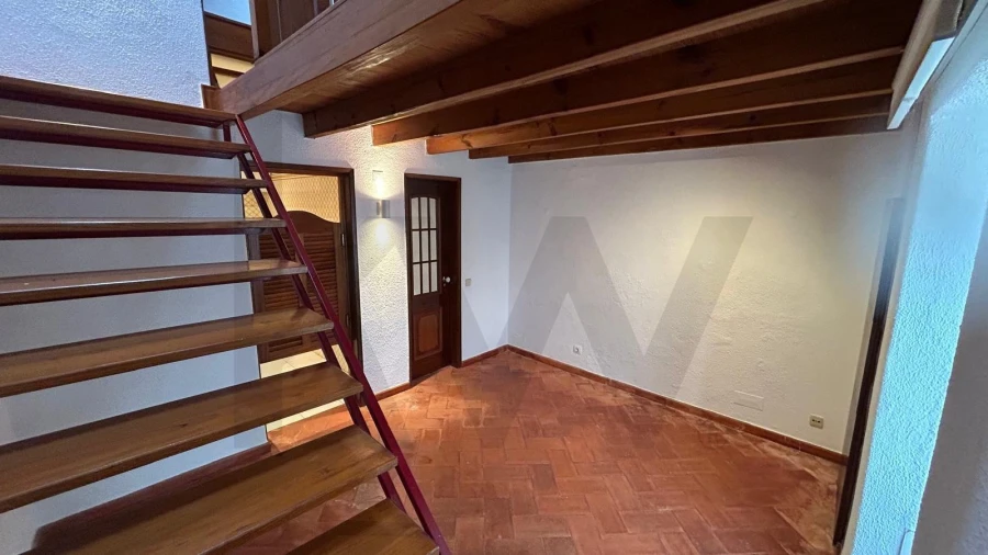 Moradia T1 para Arrendamento em Estrela Foto 4