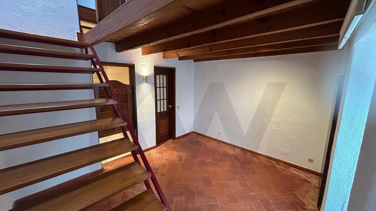 Moradia T1 para Arrendamento em Estrela Foto 4