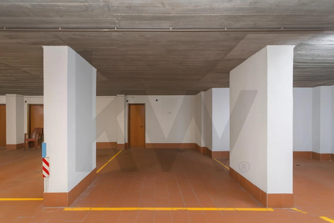 Apartamento T3 para Venda em Algés, Linda-A-Velha e Cruz Quebrada-Dafundo Foto 23