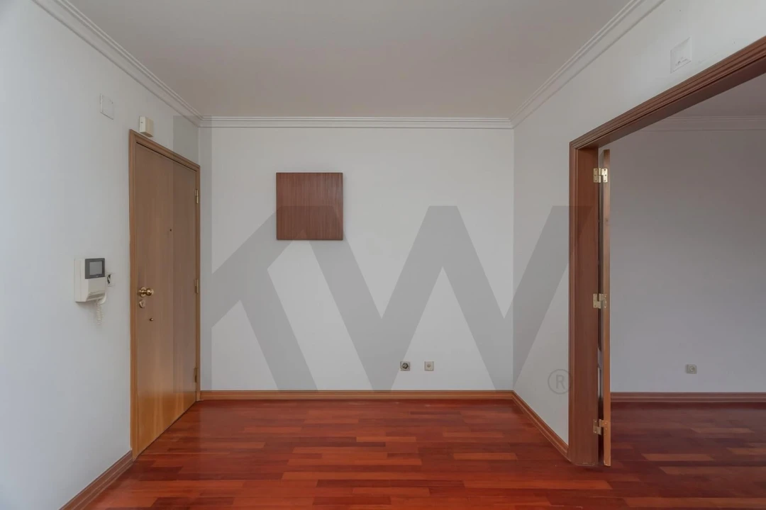 Apartamento T3 para Venda em Algés, Linda-A-Velha e Cruz Quebrada-Dafundo Foto 19