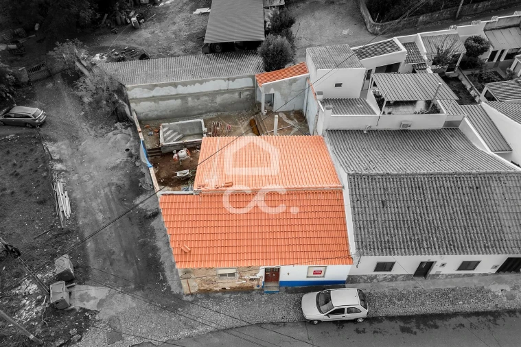 Moradia T3 para Venda em Viana do Alentejo Foto 1