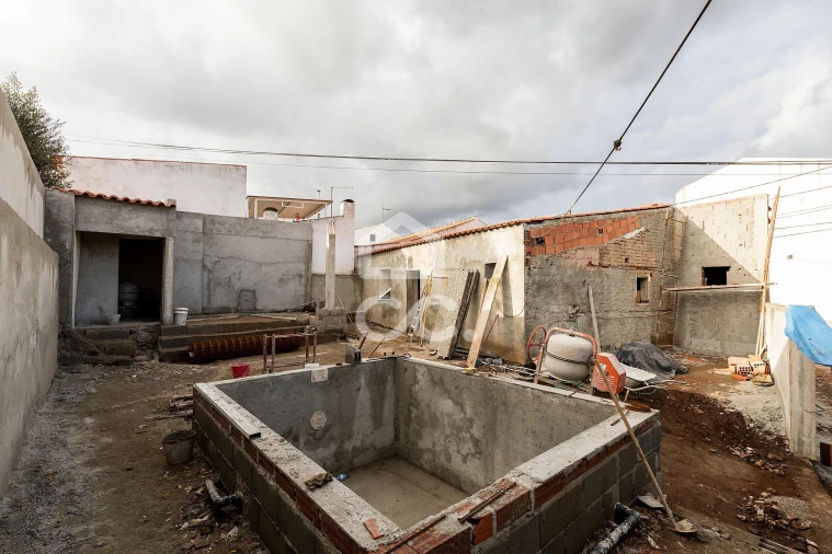 Moradia T3 para Venda em Viana do Alentejo Foto 17