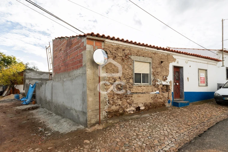 Moradia T3 para Venda em Viana do Alentejo Foto 21