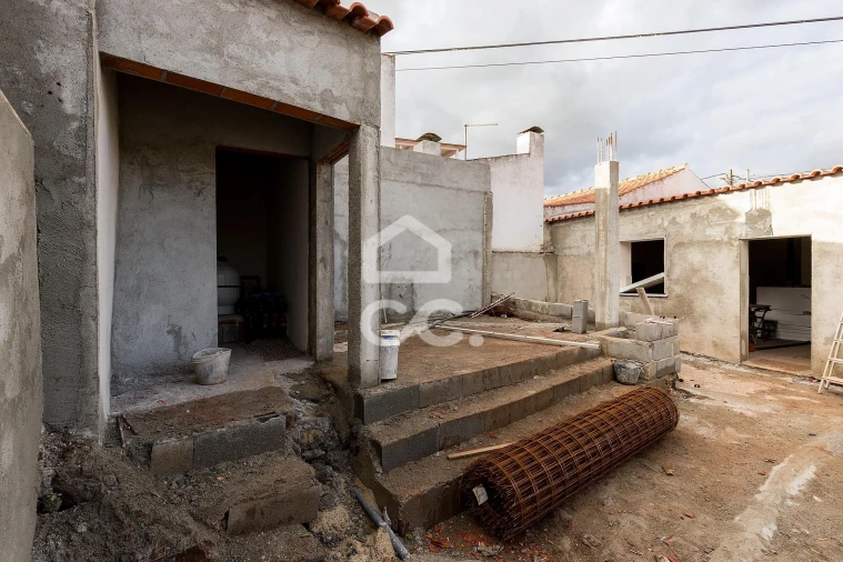 Moradia T3 para Venda em Viana do Alentejo Foto 19
