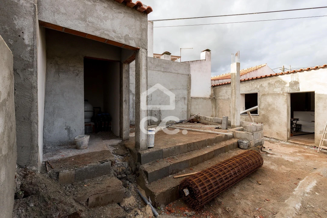 Moradia T3 para Venda em Viana do Alentejo Foto 19