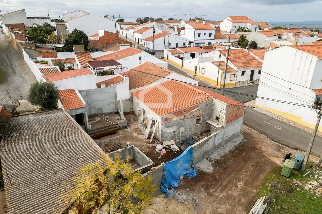 Moradia T3 para Venda em Viana do Alentejo Foto 27