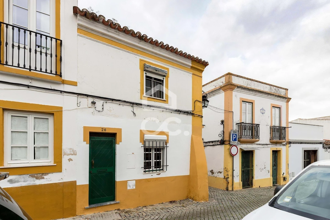 Moradia T2 para Venda em Évora (São Mamede, Sé, São Pedro e Santo Antão) Foto 3