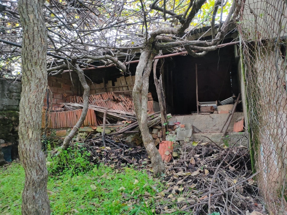 Moradia T1 para Venda em Sazes do Lorvão Foto 32