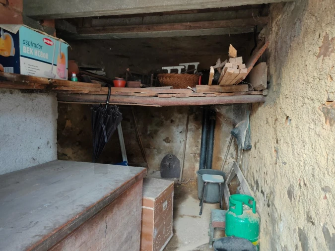 Moradia T1 para Venda em Sazes do Lorvão Foto 3