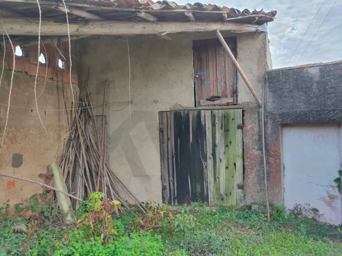 Moradia T1 para Venda em Sazes do Lorvão Foto 34