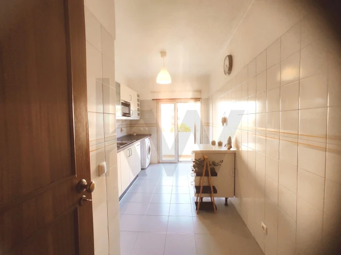 Apartamento T2 para Arrendamento em São Domingos de Rana Foto 5