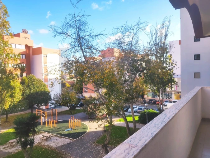 Apartamento T2 para Arrendamento em São Domingos de Rana Foto 6