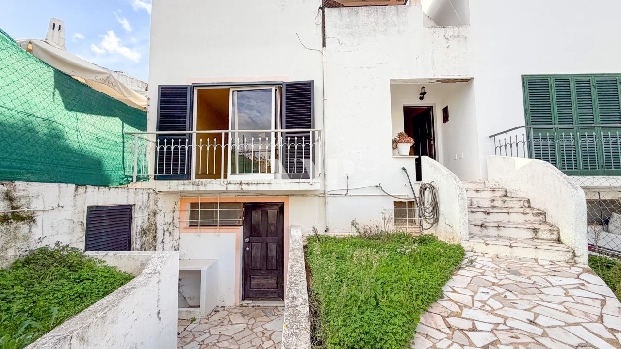 Moradia T3 para Venda em Quarteira Foto 5