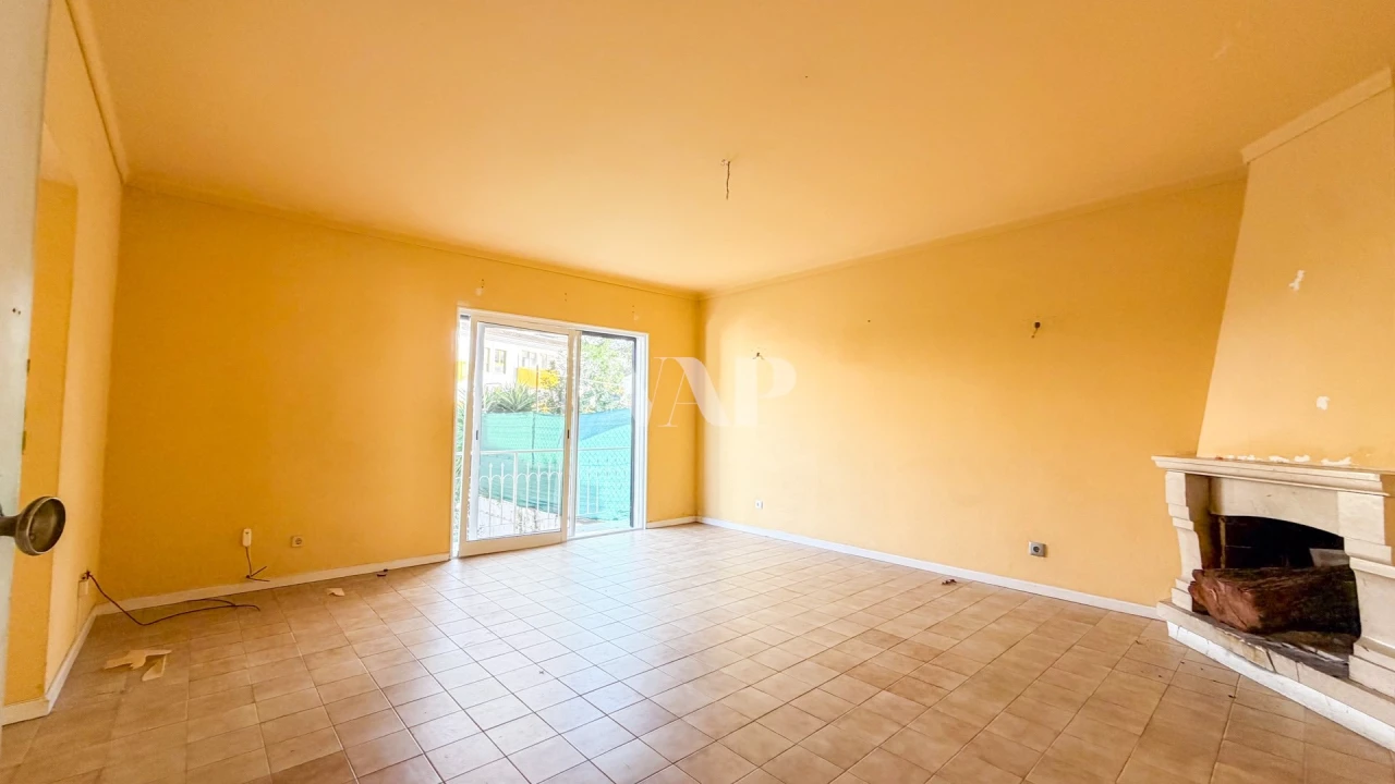 Moradia T3 para Venda em Quarteira Foto 2