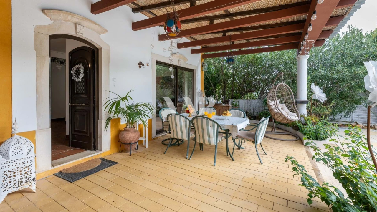 Moradia T6 para Venda em Boliqueime Foto 18