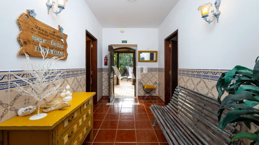 Moradia T6 para Venda em Boliqueime Foto 3