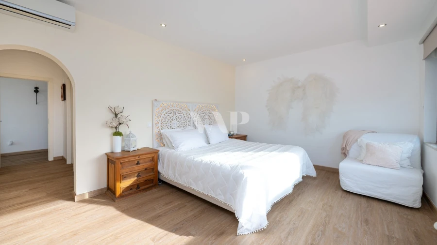 Moradia T6 para Venda em Boliqueime Foto 30