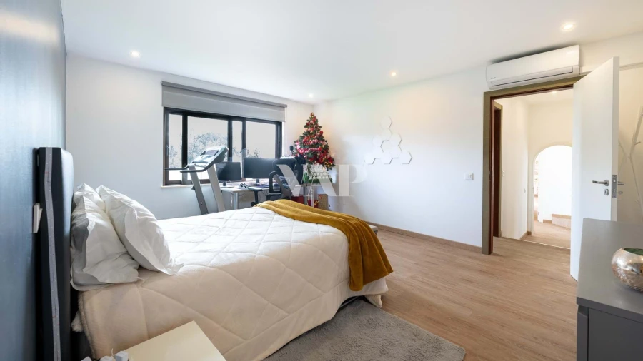 Moradia T6 para Venda em Boliqueime Foto 34